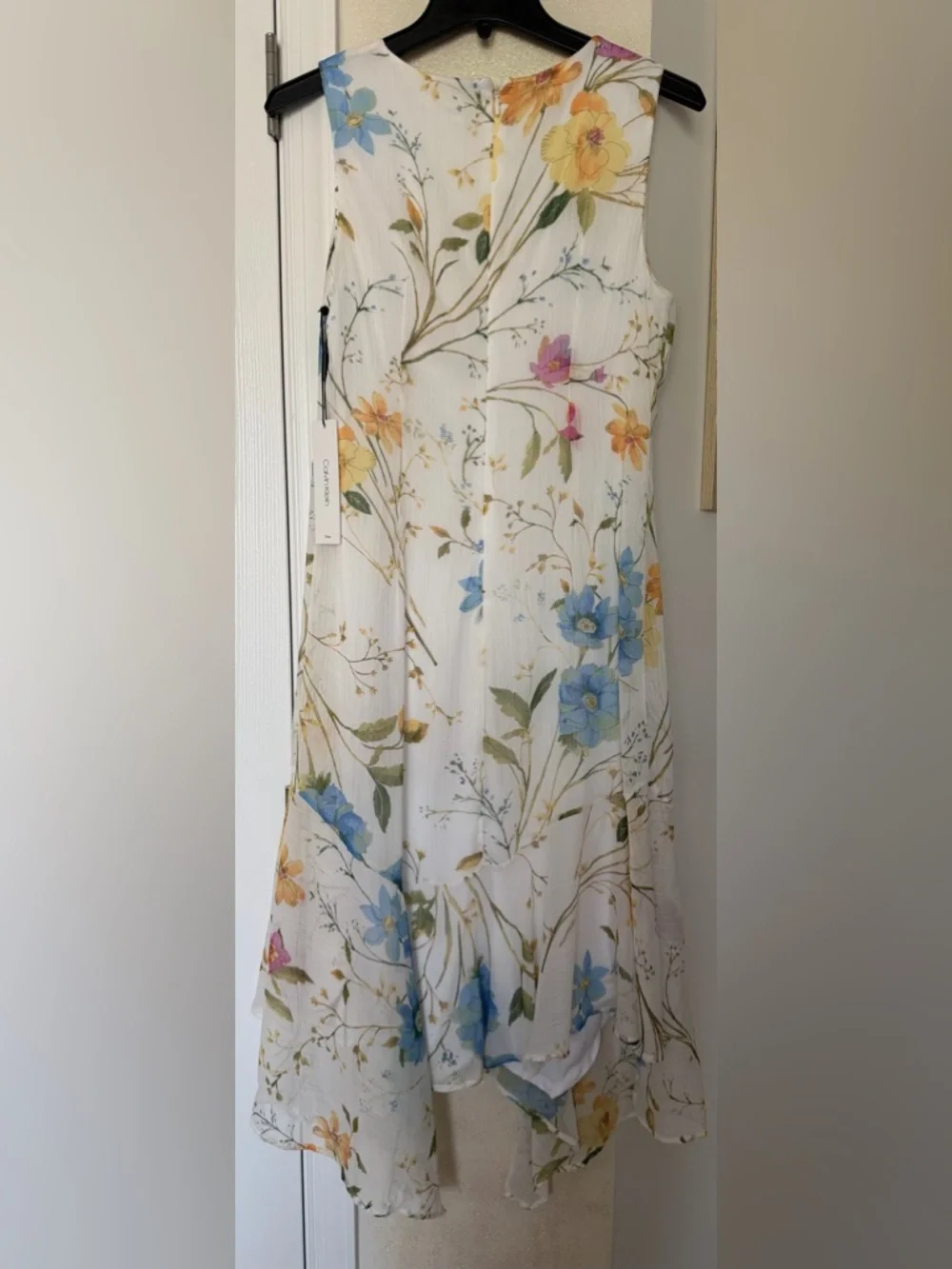 Calvin Klein Cream Floral Dress with Blue and Yellow Blooms - Picture 3 of 4